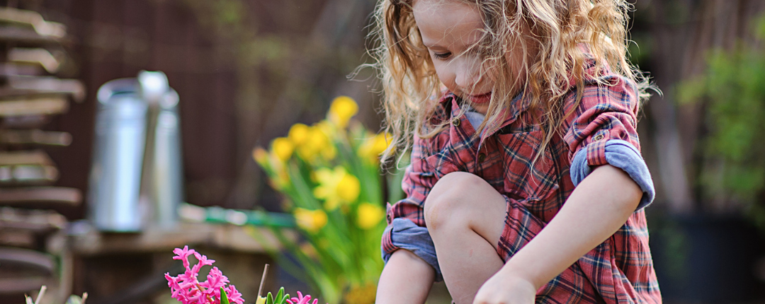 Child gardening (2)