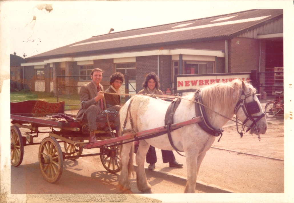 Horse and cart - Newbery metals